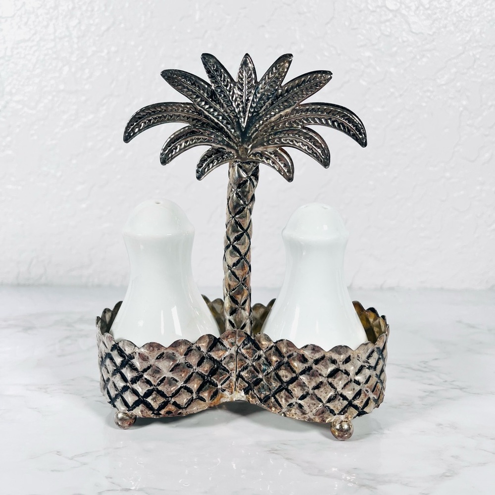 Palm Tree Salt and Pepper Shaker Set - Picture 1 of 11